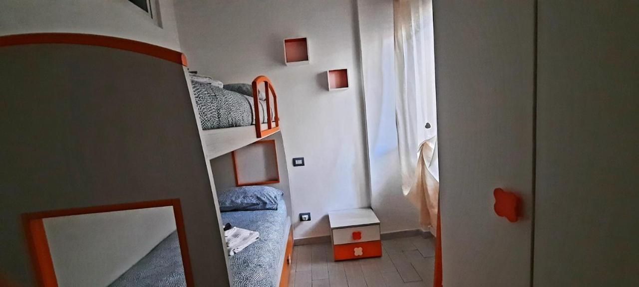 Casa Vacanze Mary Carrara Bagian luar foto