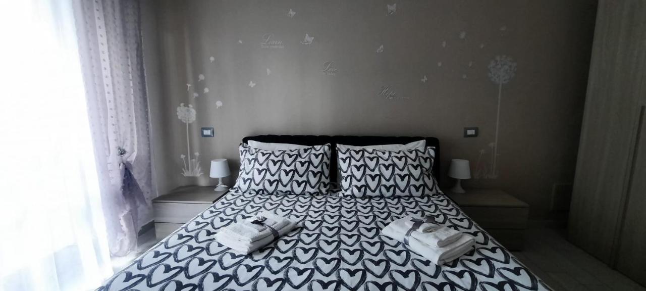 Casa Vacanze Mary Carrara Bagian luar foto